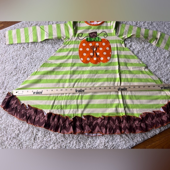 Kids 8 Ricrac & Ruffles Embroidered “K” Fall Set NEW - Picture 11 of 14